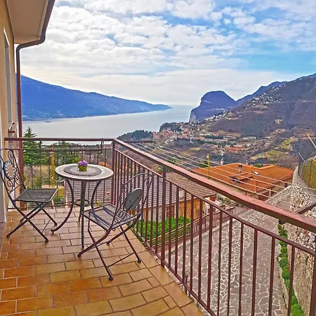 Casa Palanca View By Gardadomusmea