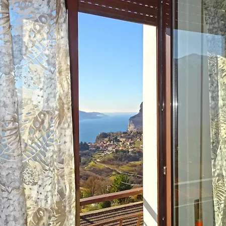 Casa Palanca View By Gardadomusmea Appartement *